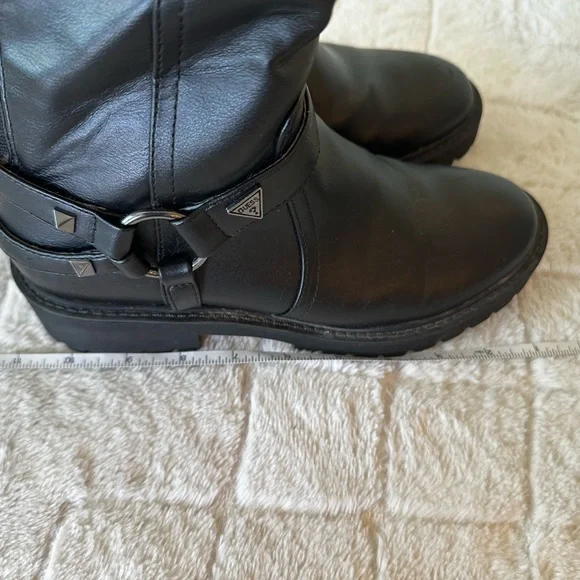 EUC Guess knee high black leather boots - Picture 2 of 7